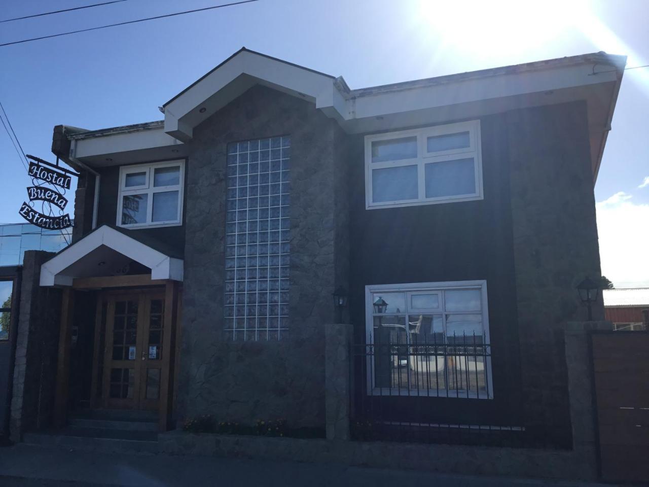 Hostal Buena Estancia Punta Arenas Kültér fotó